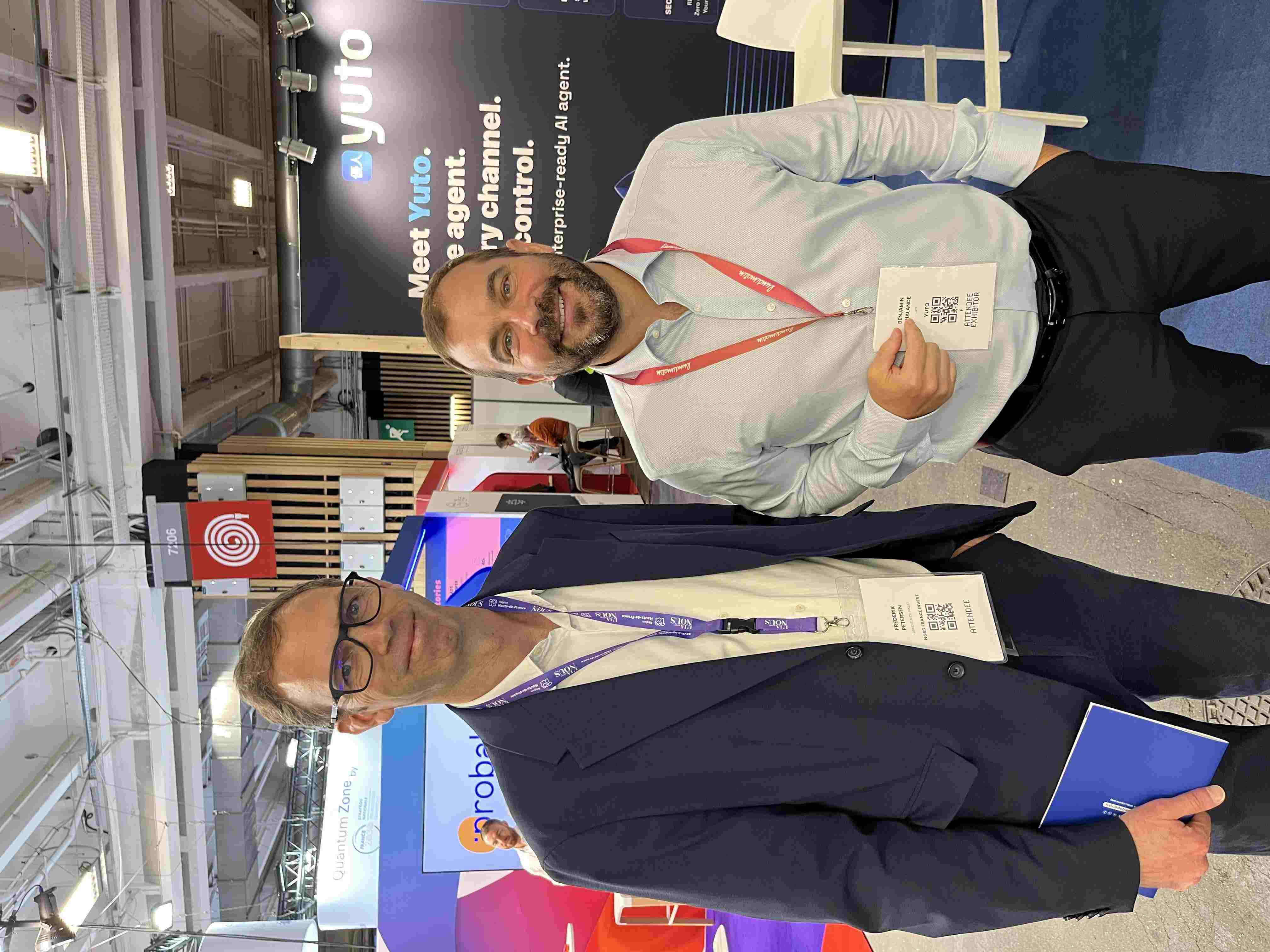 Benjamin et Frederik (Nord France Invest) au stand Yuto